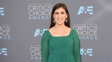 mayim bialik nude|Mayim Bialik nudity is freeing and awesome